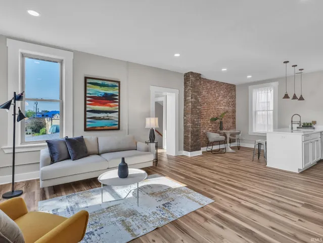 $539,900 | 439 East Wayne Street, Fort Wayne, IN 46802