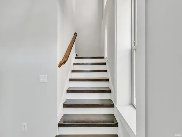 $539,900 | 439 East Wayne Street, Fort Wayne, IN 46802