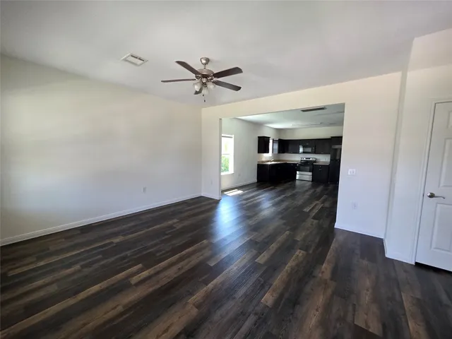 $1,775 | 6210 Lacey Oak Drive, Hitchcock, TX 77563