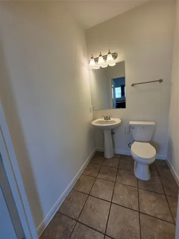 $1,775 | 6210 Lacey Oak Drive, Hitchcock, TX 77563