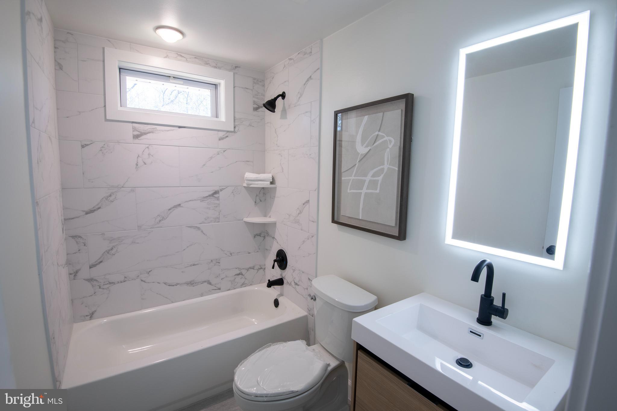 8112 Shady Spring Drive Gaithersburg, MD 20877 - Photo 14 of 29 Bathroom