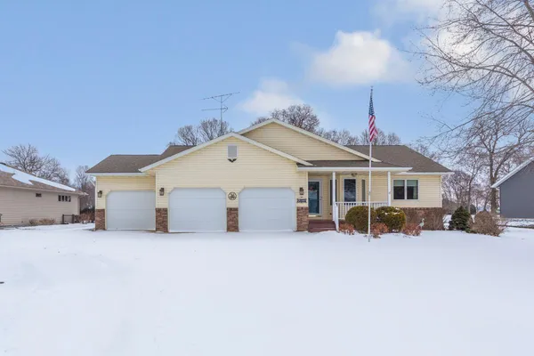 $489,900 | 4820 Echo Court, Faribault, MN 55021