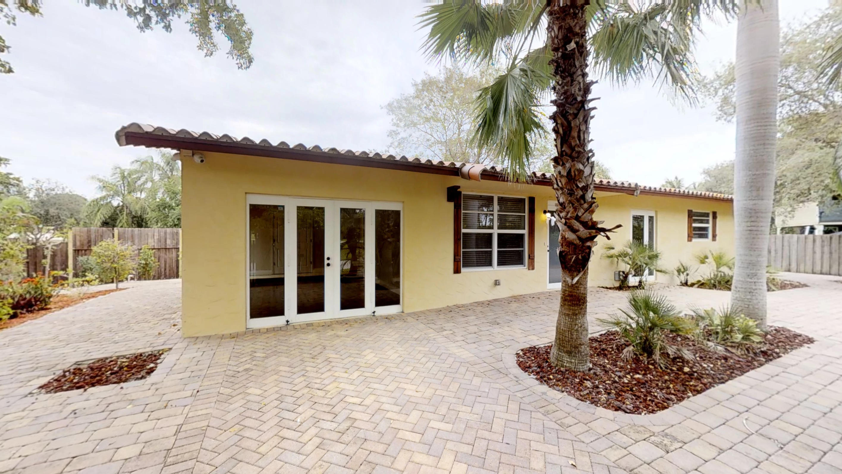 698 Northwest 3rd Avenue Boca Raton, FL 33432 - Photo 3 of 23 698-NE-3rd-Ave-3