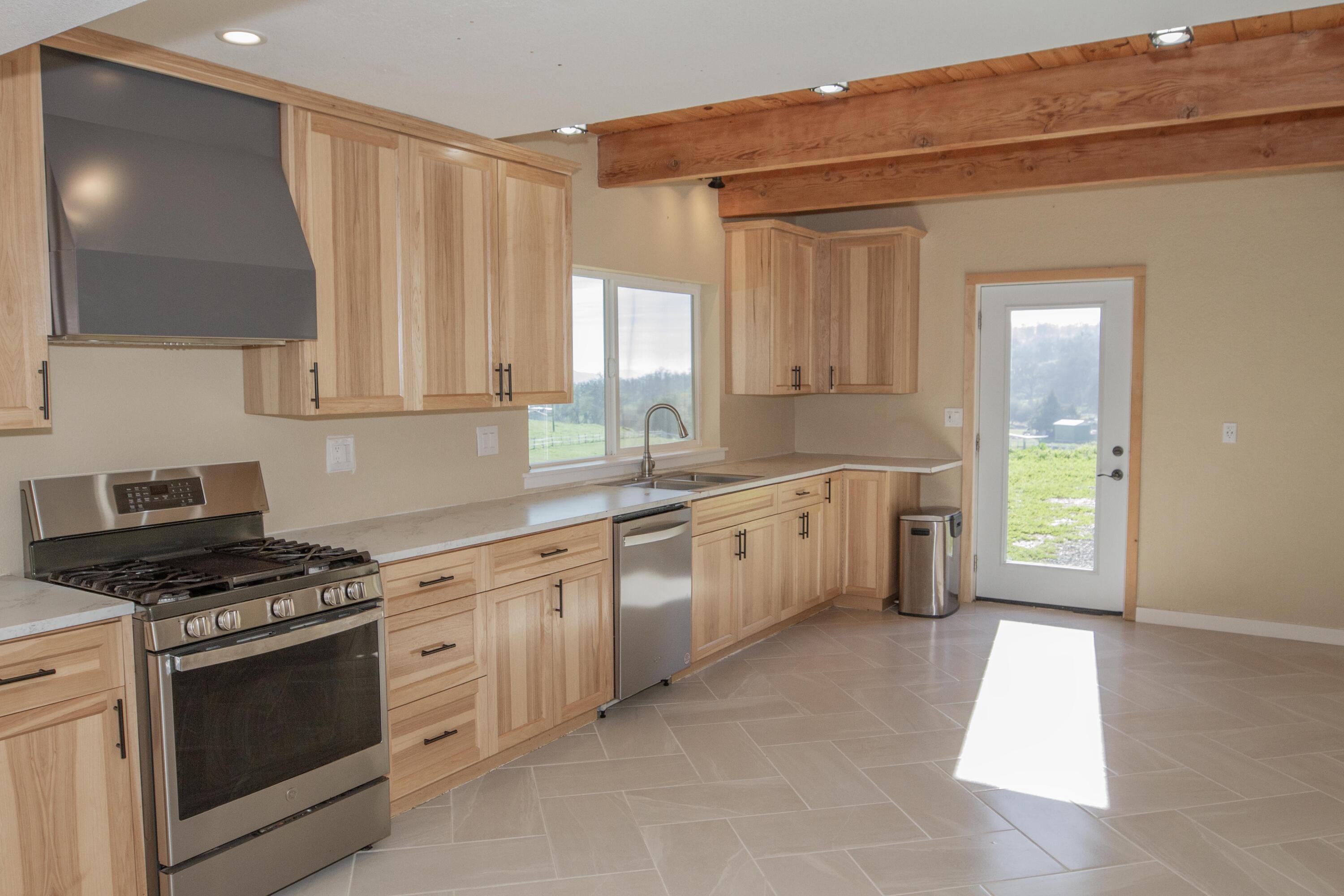33379 George Smith Road Squaw Valley, CA 93675 - Photo 10 of 66 38