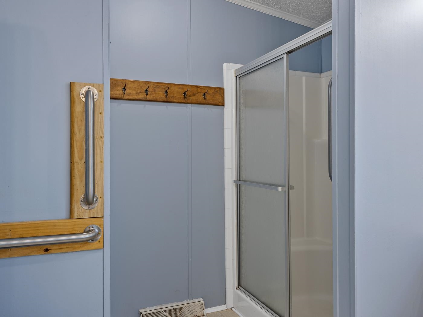 794 Neighborhood Road Wellford, SC 29385 - Photo 18 of 36 Gallery Image 18