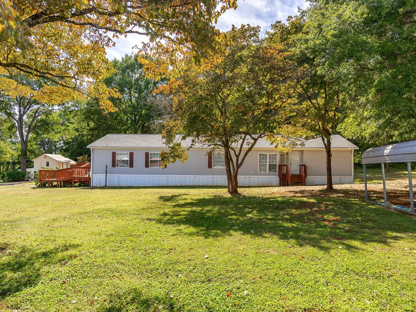 794 Neighborhood Road Wellford, SC 29385 - Photo 3 of 36 Gallery Image 3
