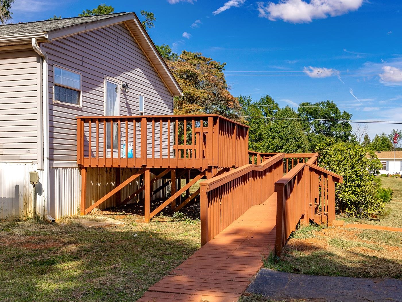 794 Neighborhood Road Wellford, SC 29385 - Photo 33 of 36 Gallery Image 33