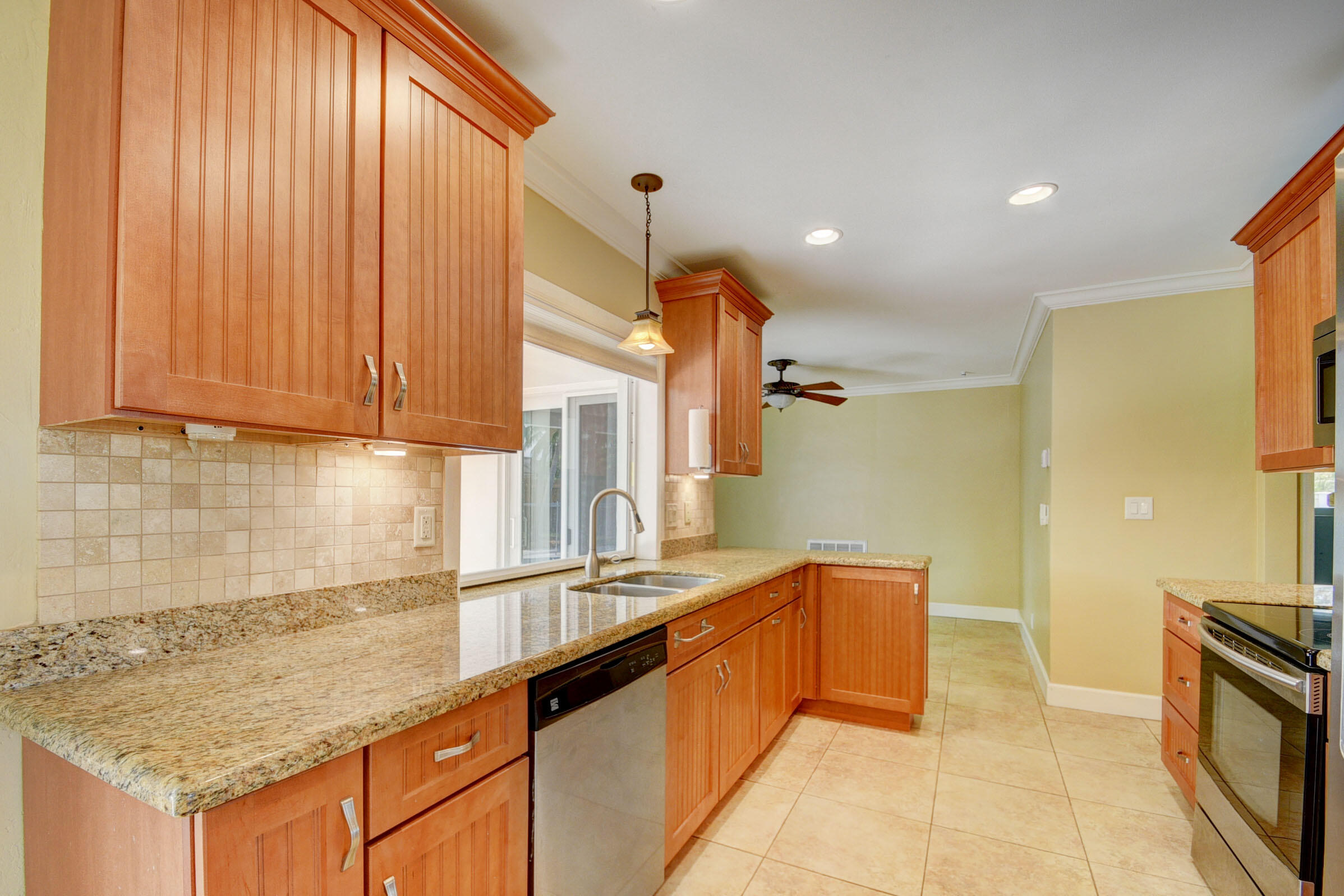 4775 Northwest 5th Avenue Boca Raton, FL 33431 - Photo 12 of 55 11_house (11)