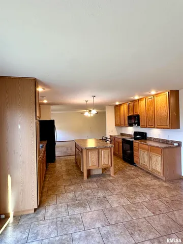 $280,000 | 2158 Langdon Road, Murrayville, IL 62668