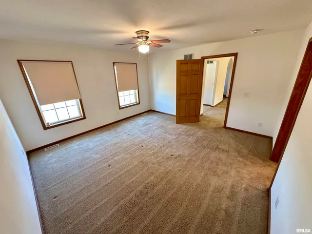 $280,000 | 2158 Langdon Road, Murrayville, IL 62668