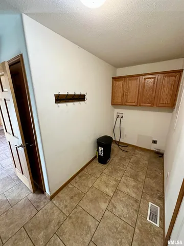 $280,000 | 2158 Langdon Road, Murrayville, IL 62668