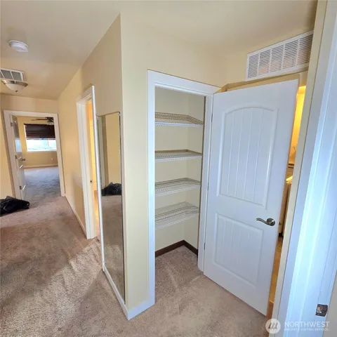 $560,000 | 1605 Riddell Avenue Northeast, Orting, WA 98360