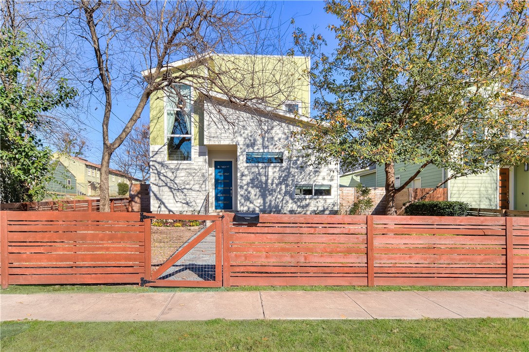 1811 Singleton Avenue Austin, TX 78702 - Photo 1 of 1 Front of Home