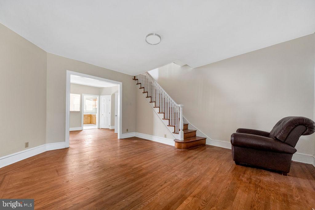 31 Lamport Road Upper Darby, PA 19082 - Photo 4 of 21