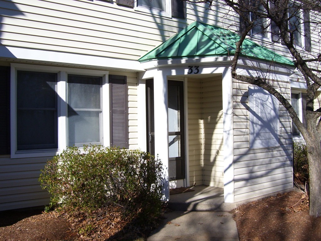 33 Victoria Heights Road, Unit 33 Boston, MA 02136 - Photo 4 of 8 Gallery Image 4
