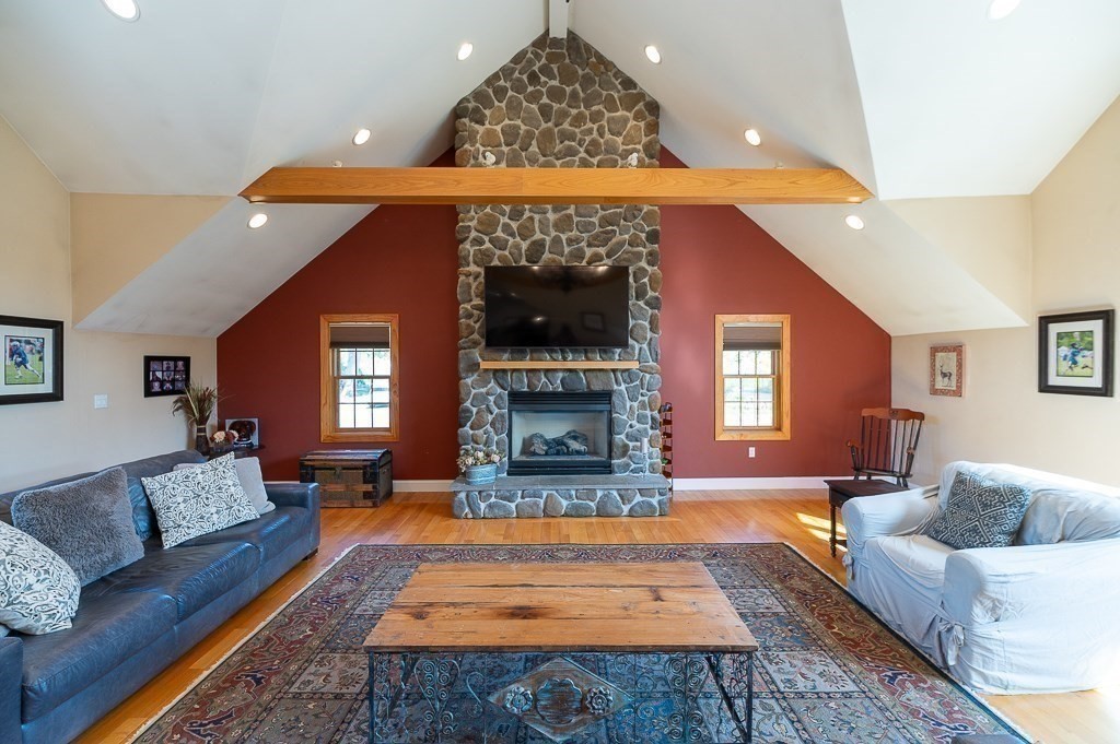 44 Warren Street Georgetown, MA 01833 - Photo 11 of 34 Gallery Image 11