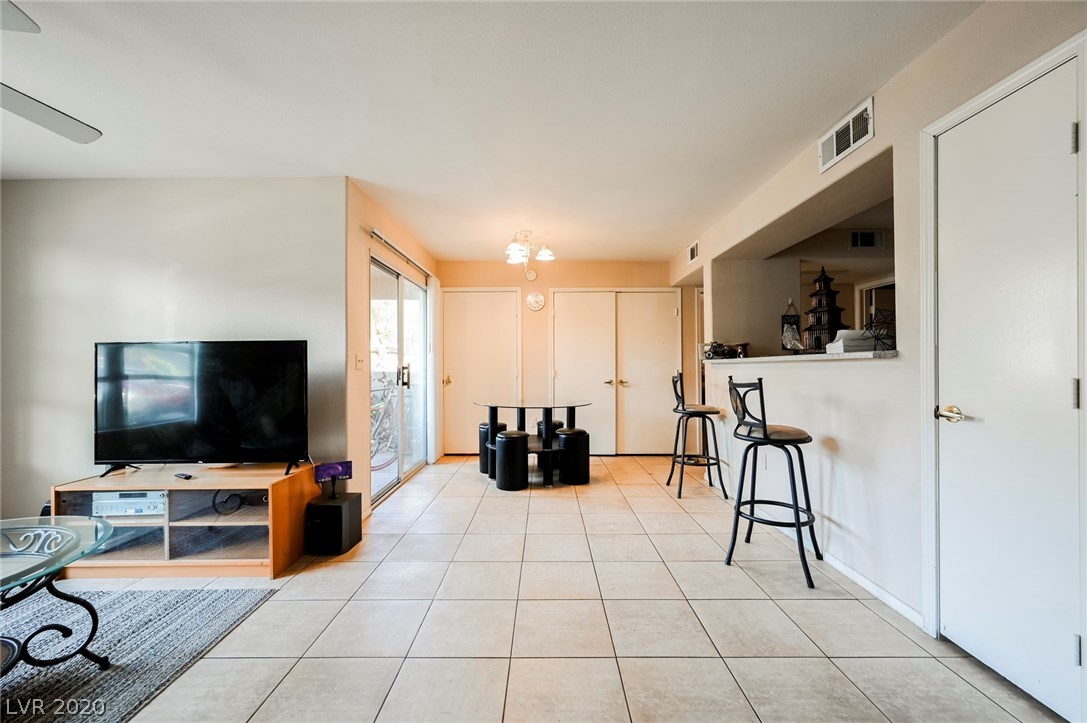 555 East Silverado Ranch Boulevard, Unit 1045 Las Vegas, NV 89183 - Photo 37 of 44