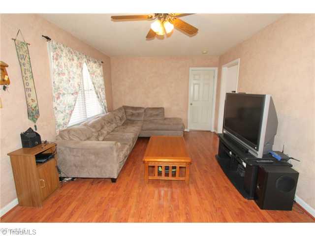 100 Pineview Road Gibsonville, NC 27249 - Photo 4 of 16 Living Room.