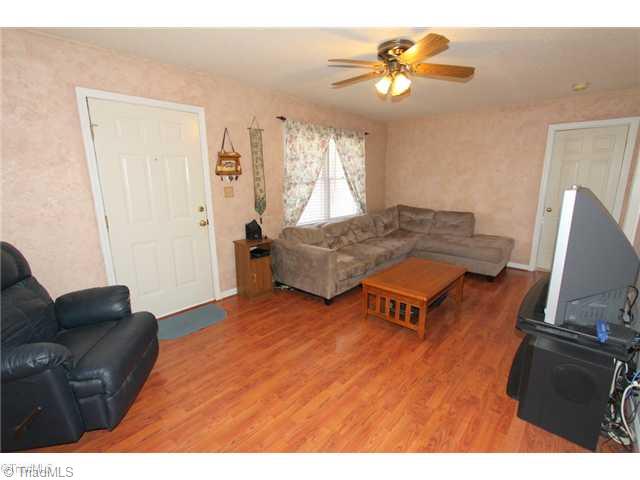 100 Pineview Road Gibsonville, NC 27249 - Photo 5 of 16 Living Room.