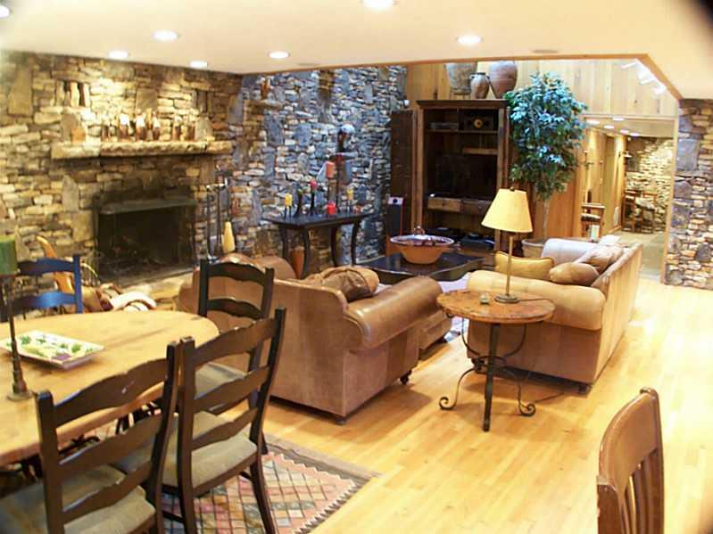 120 Roy Stout Road Champion, PA 15622 - Photo 6 of 25 Living Room.