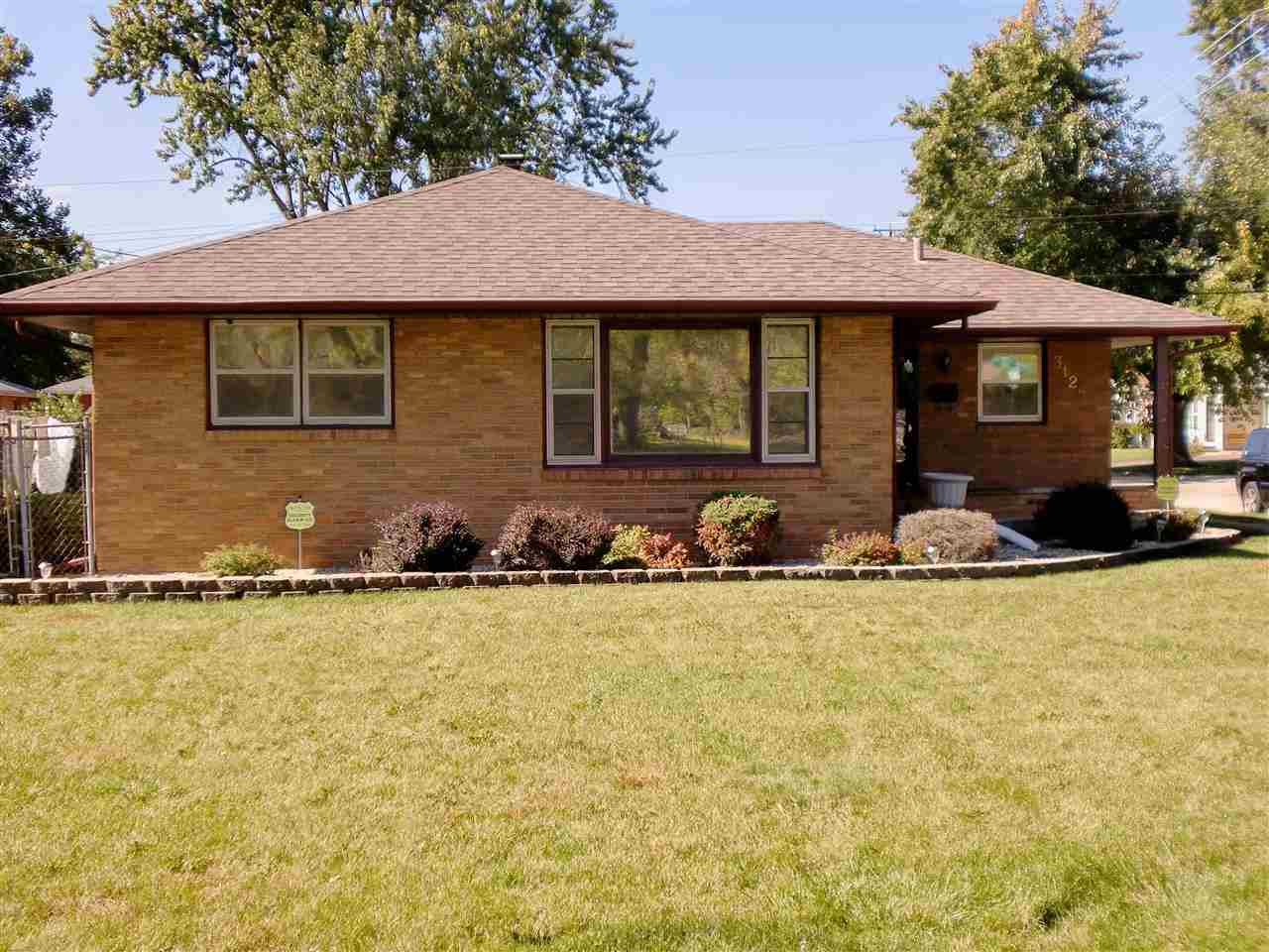 3128 Ruth Street Rockford, IL 61103 - Photo 2 of 13 Gallery Image 2