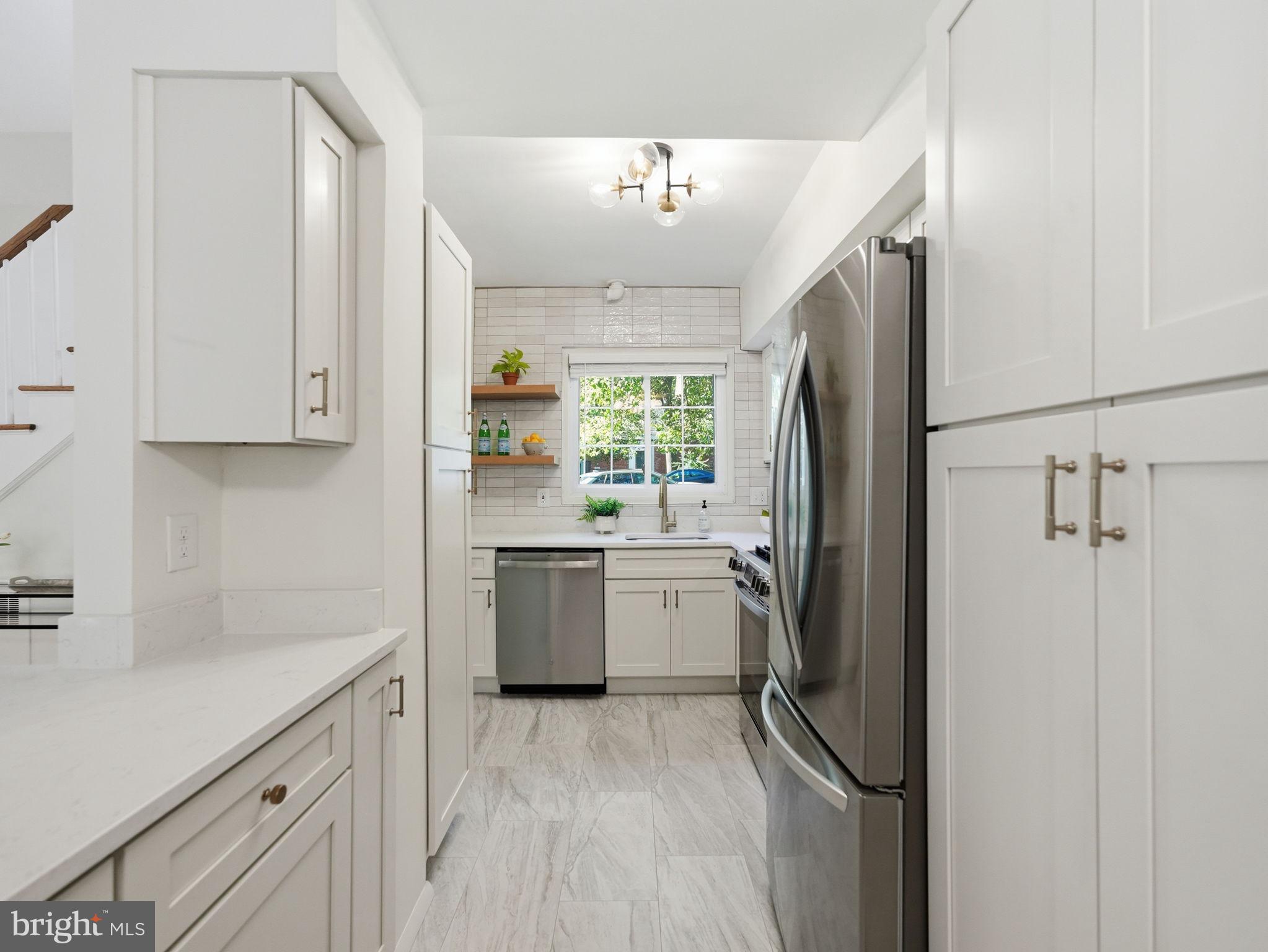 1661 Preston Road Alexandria, VA 22302 - Photo 9 of 25