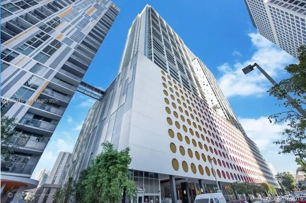 $3,100 | 500 Brickell Avenue, Unit 2708, Miami, FL 33131