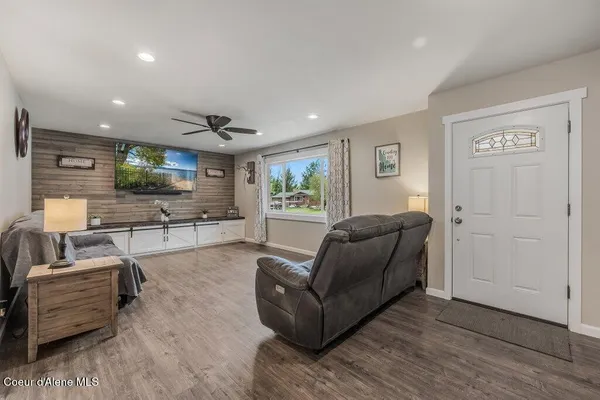 $644,900 | 1108 East Shorewood Court, Coeur D'Alene, ID 83815