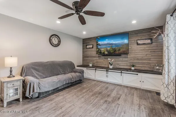 $644,900 | 1108 East Shorewood Court, Coeur D'Alene, ID 83815