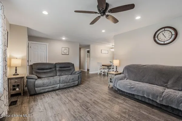 $644,900 | 1108 East Shorewood Court, Coeur D'Alene, ID 83815