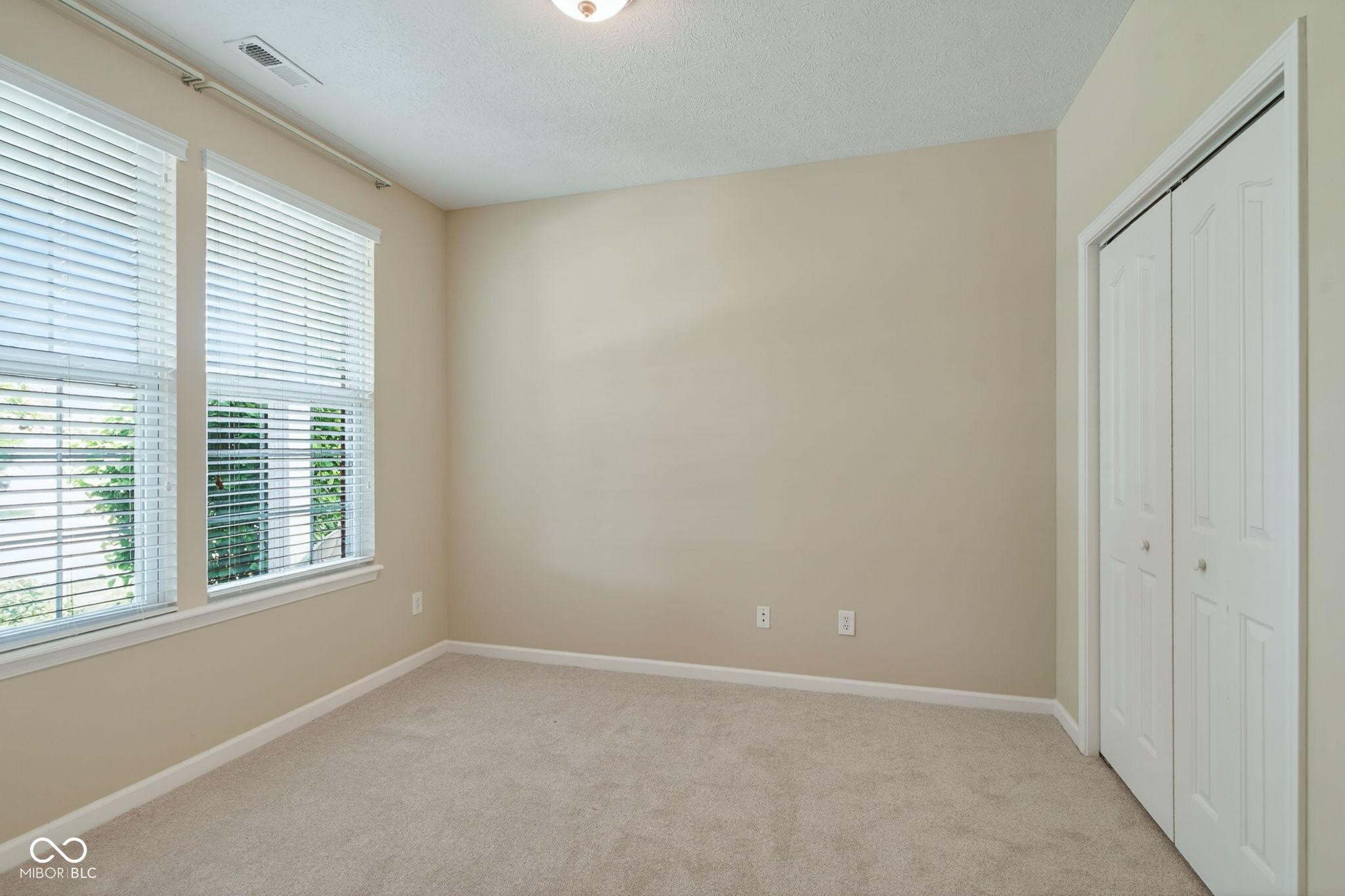 16031 Lambrusco Way Fishers, IN 46037 - Photo 7 of 32