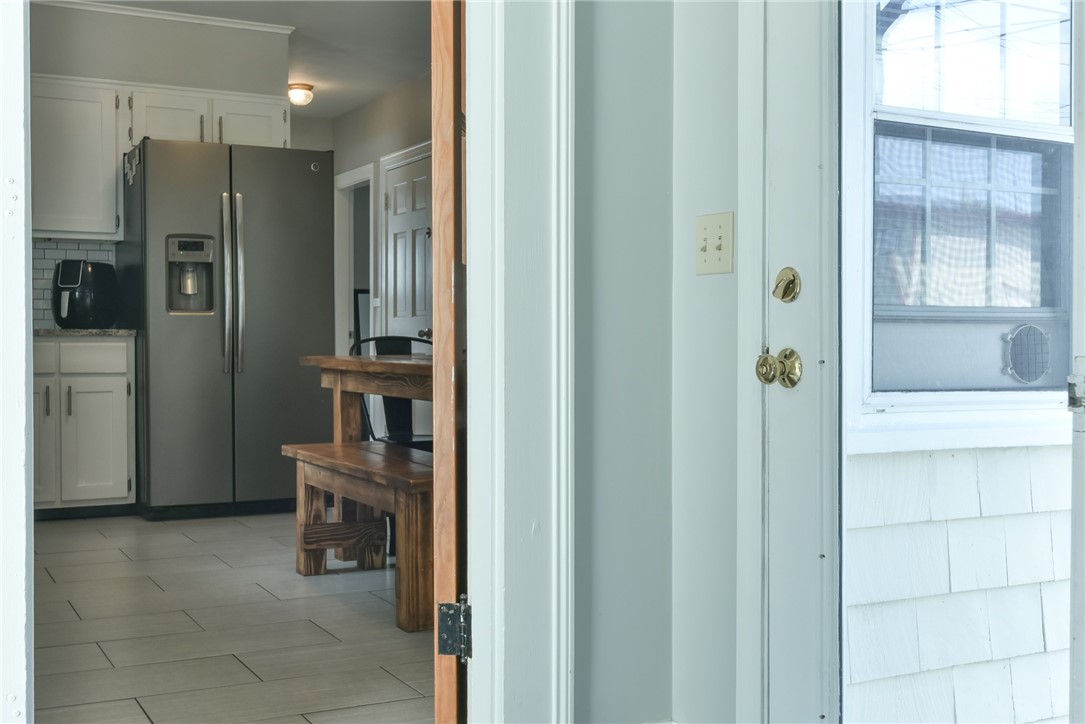 48 Kickemuit Road Warren, RI 02885 - Photo 2 of 32 Mud room entry