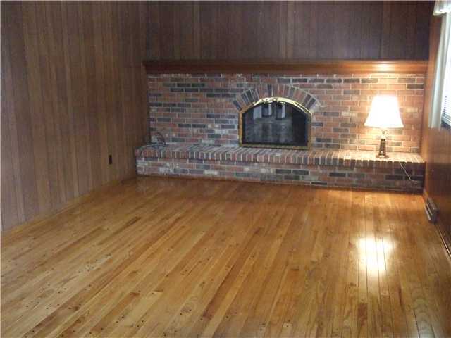 7045 Rieber Street Columbus, OH 43085 - Photo 7 of 13
