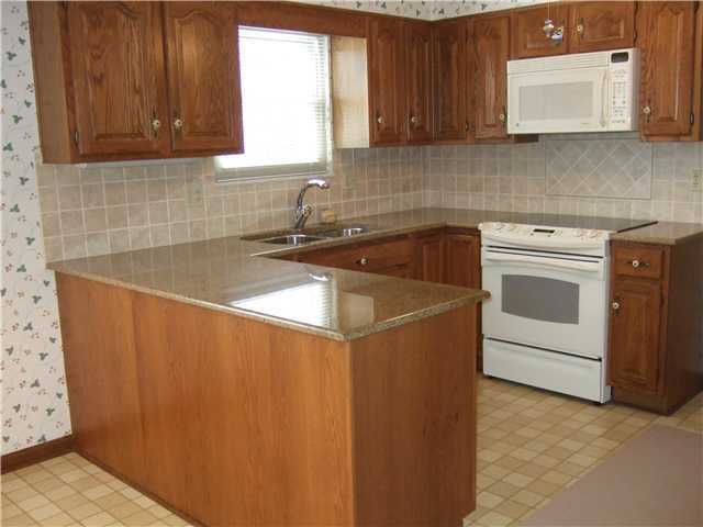7045 Rieber Street Columbus, OH 43085 - Photo 9 of 13