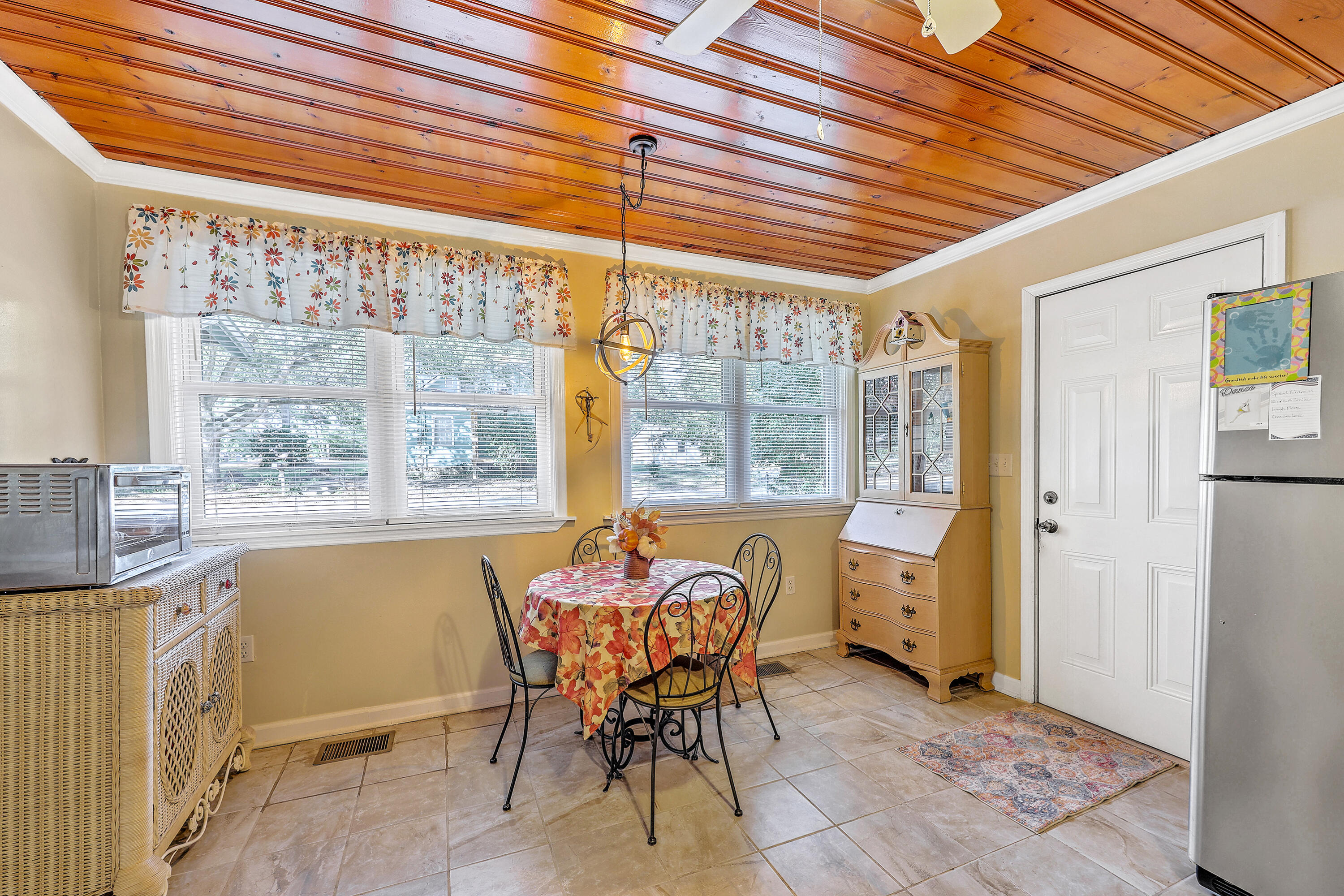 2 Mood Street Summerton, SC 29148 - Photo 11 of 33 Dining