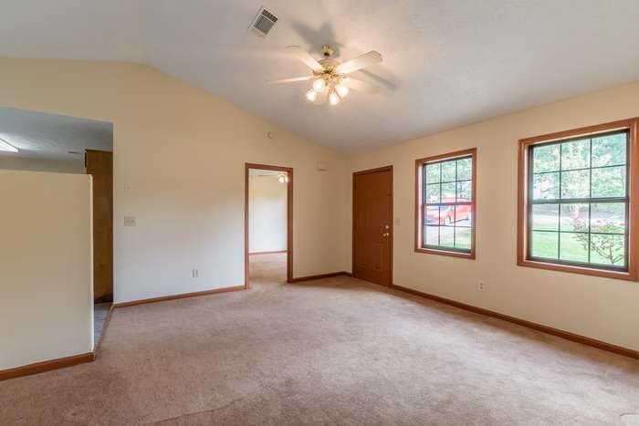 4174 Warren Road Flowery Branch, GA 30542 - Photo 18 of 37 Gallery Image 18