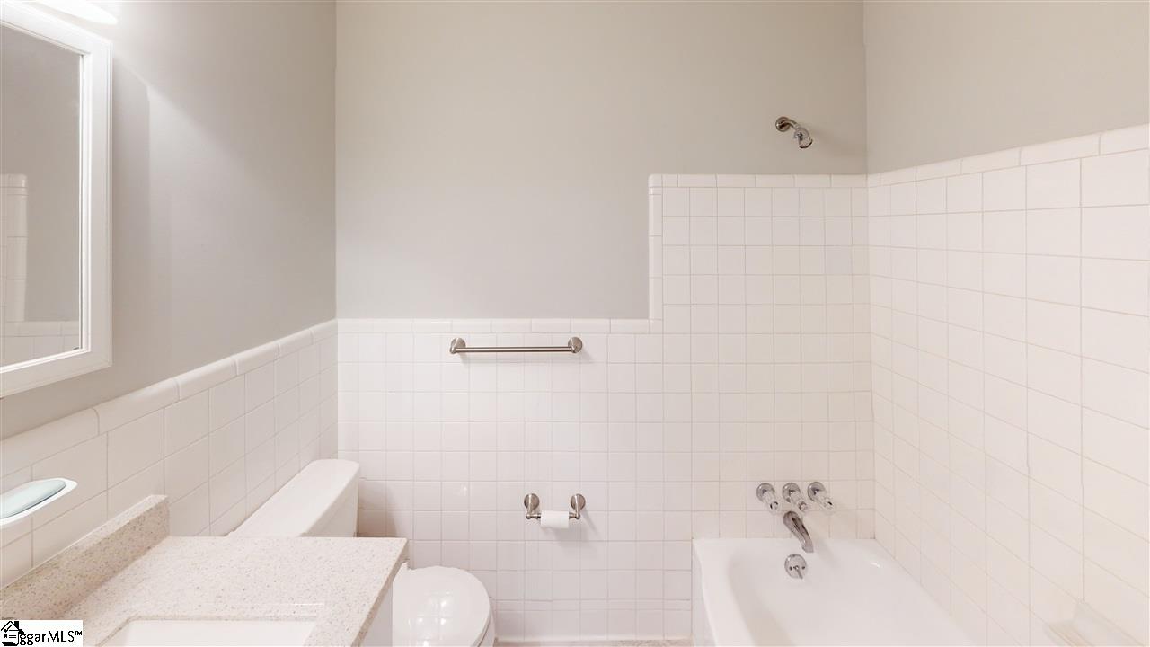 402 Farmington Road Greenville, SC 29605 - Photo 17 of 26