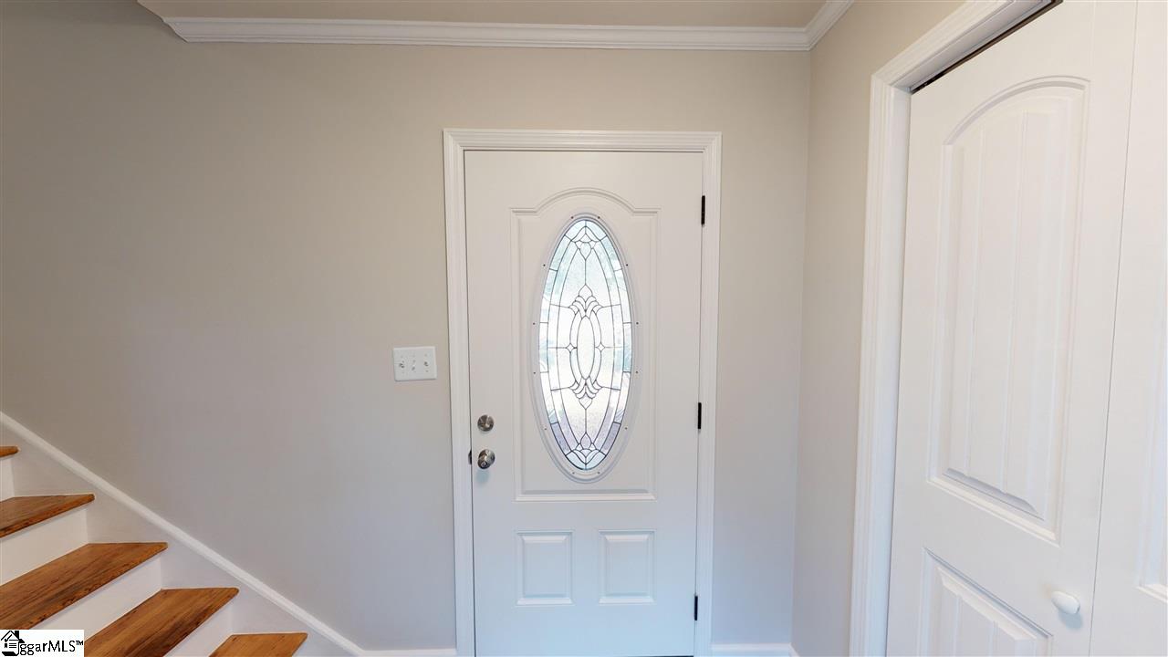 402 Farmington Road Greenville, SC 29605 - Photo 5 of 26