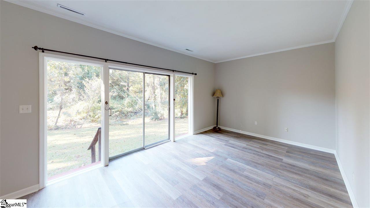402 Farmington Road Greenville, SC 29605 - Photo 10 of 26