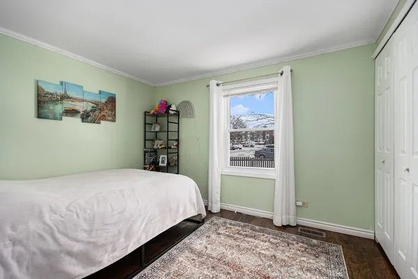 $2,595 | 1921 Williamsburg Drive, Hoffman Estates, IL 60169