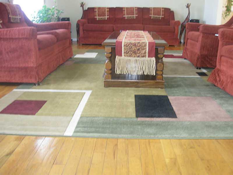 135 Leslie Road Monroeville, PA 15146 - Photo 3 of 24 Living Room.