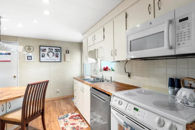 $65,000 | 485 Onyx Way, Jensen Beach, FL 34957