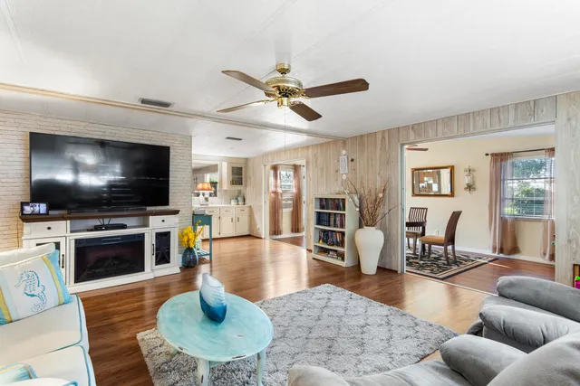 $65,000 | 485 Onyx Way, Jensen Beach, FL 34957