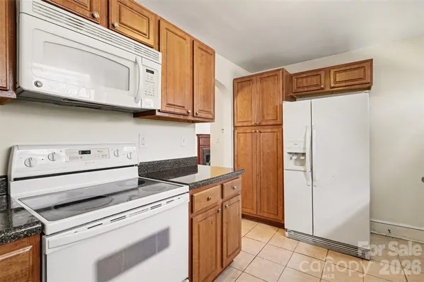 $700,000 | 2530 East 7th Street, Charlotte, NC 28204