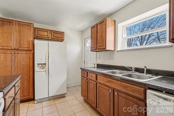 $700,000 | 2530 East 7th Street, Charlotte, NC 28204