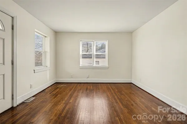 $700,000 | 2530 East 7th Street, Charlotte, NC 28204