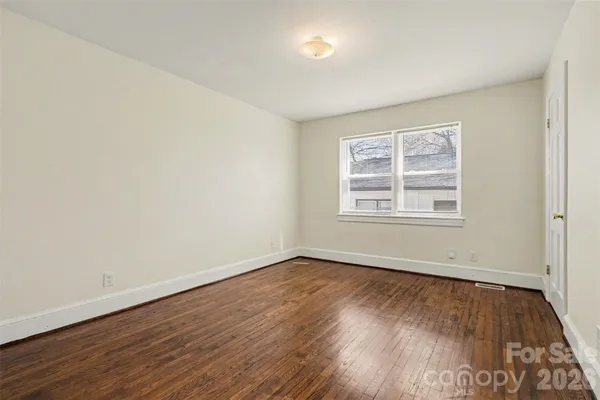 $700,000 | 2530 East 7th Street, Charlotte, NC 28204