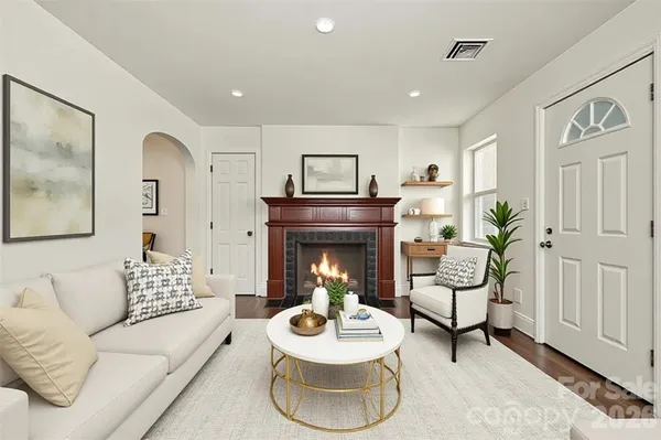 $700,000 | 2530 East 7th Street, Charlotte, NC 28204