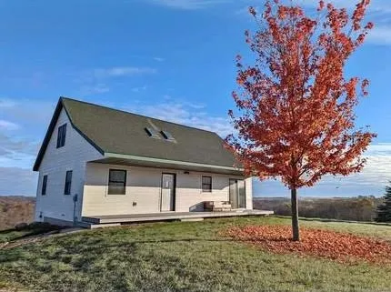$479,900 | E10246 Yttri Road, Readstown, WI 54652
