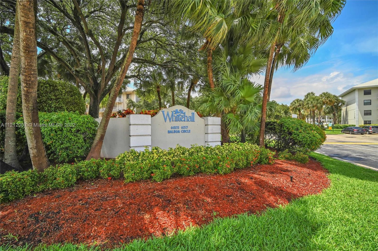 6025 Balboa Circle, Unit 202 Boca Raton, FL 33433 - Photo 3 of 28 a view of a back yard